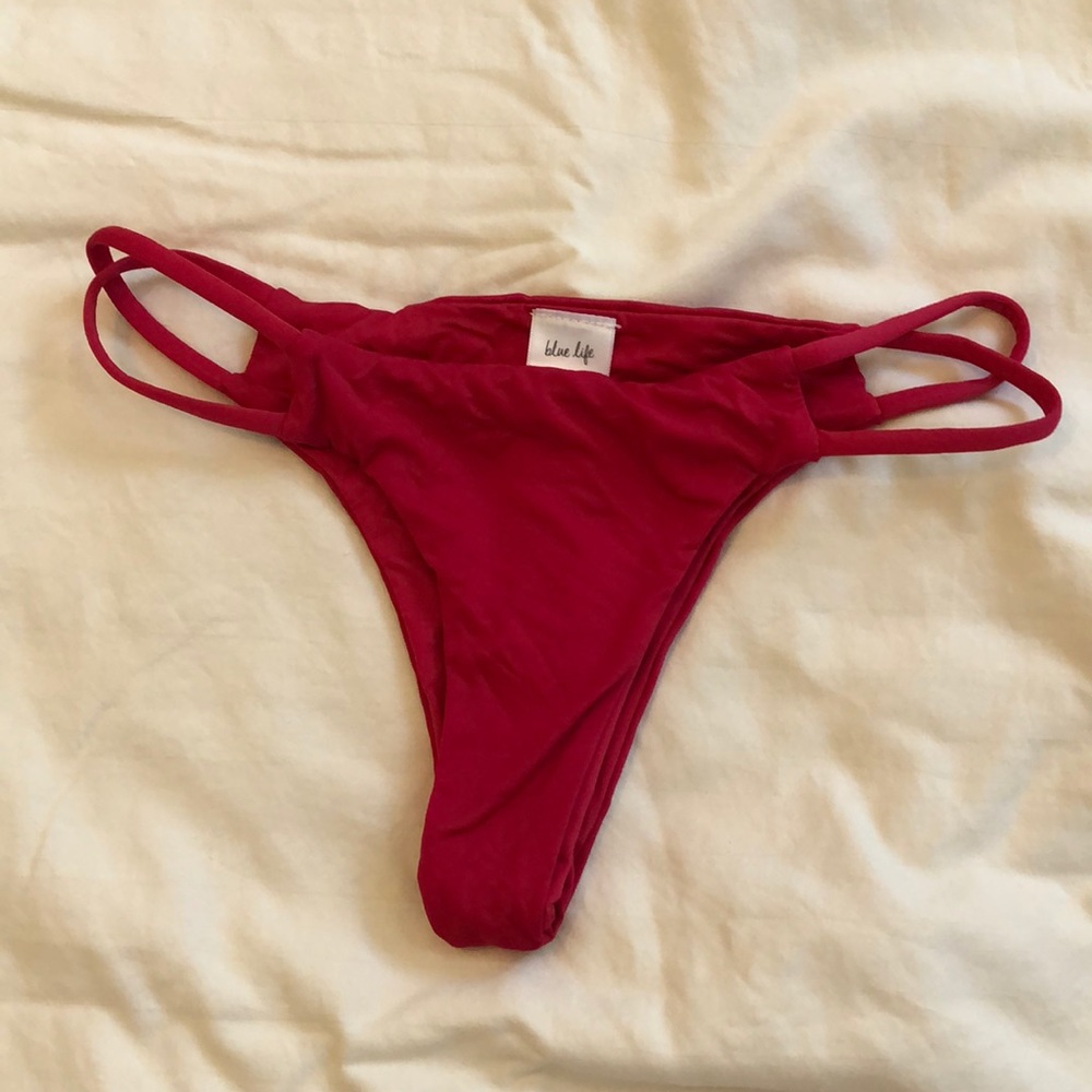 BLUE LIFE RED BIKINI